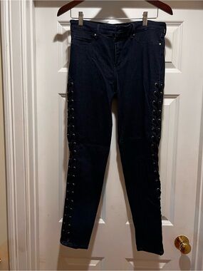 Guess Women’s dark blue lace-Up Side Jeans
